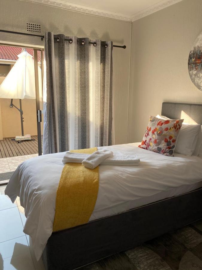 The Outlook Guest House Newcastle Exteriör bild