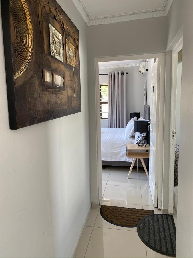 The Outlook Guest House Newcastle Exteriör bild