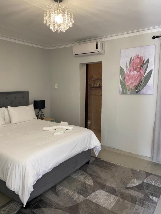 The Outlook Guest House Newcastle Exteriör bild